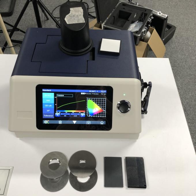 Hohe Genauigkeit benchtop Spektrofotometer D/0 für Glasschichtgetriebe-Reflexionsvermögen und Dunst färben Unterschied YS6060